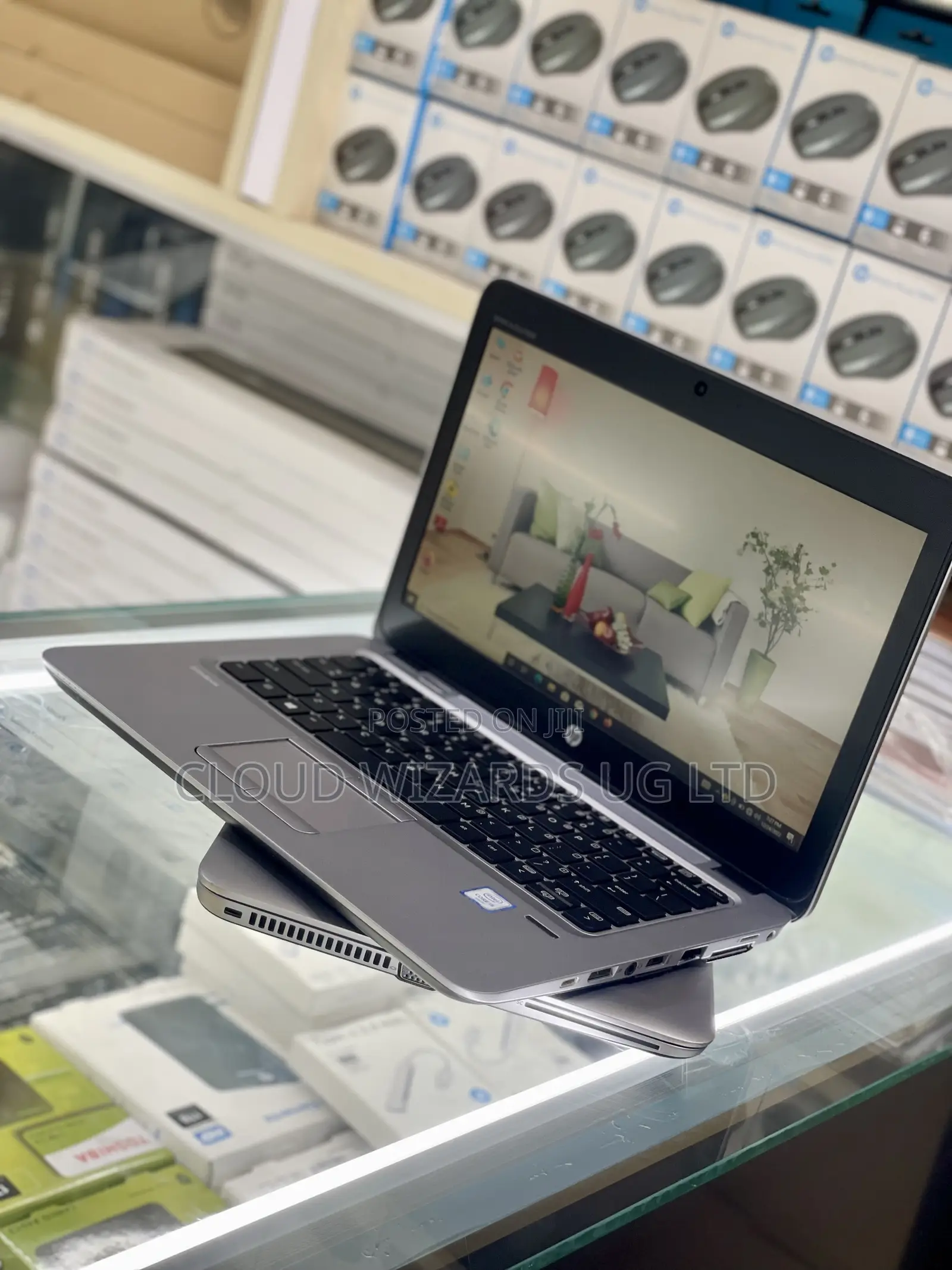 Laptop HP EliteBook 820 G3 8GB Intel Core I5 HDD+SSD 500GB