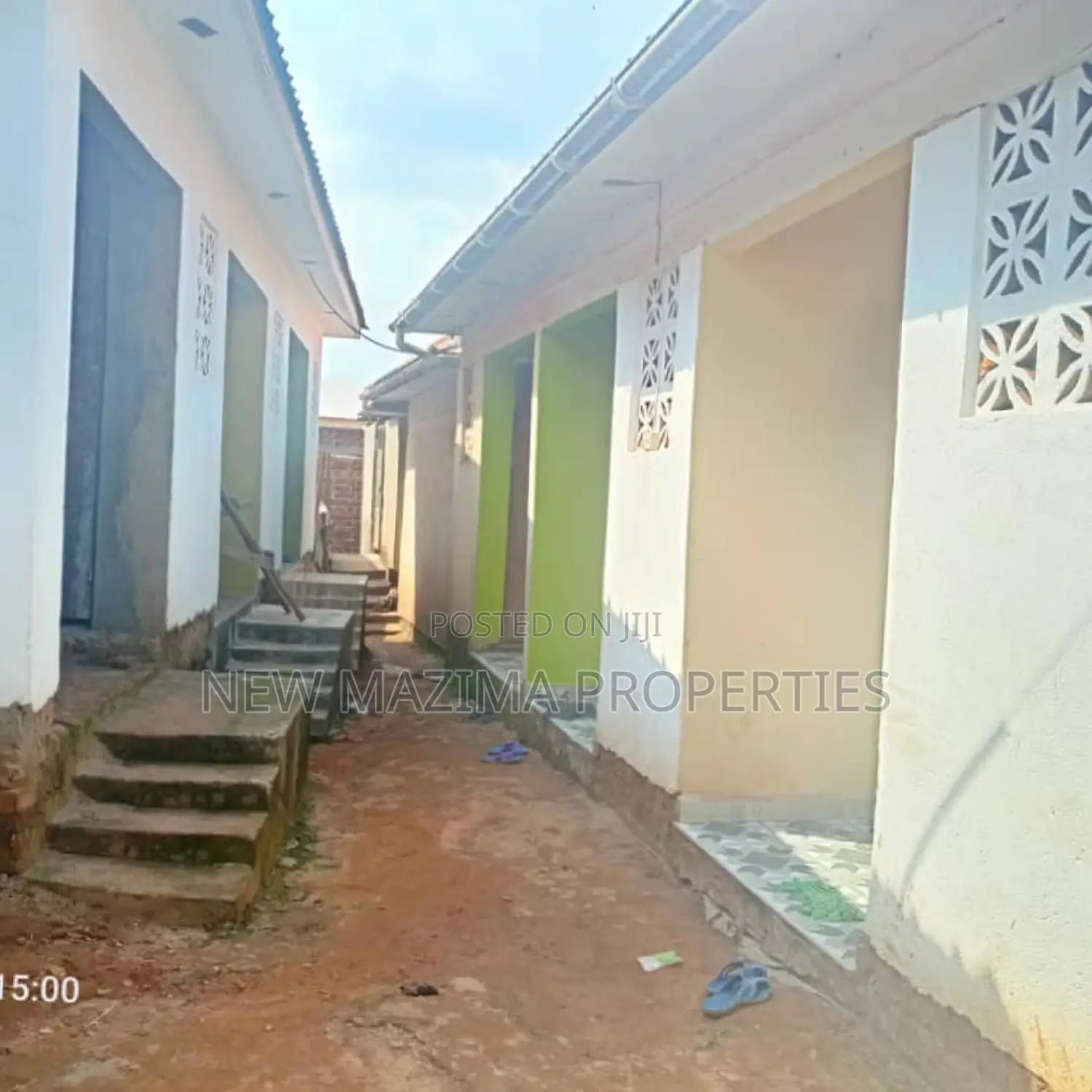 6bdrm House in Bulenga Town, Division A for sale