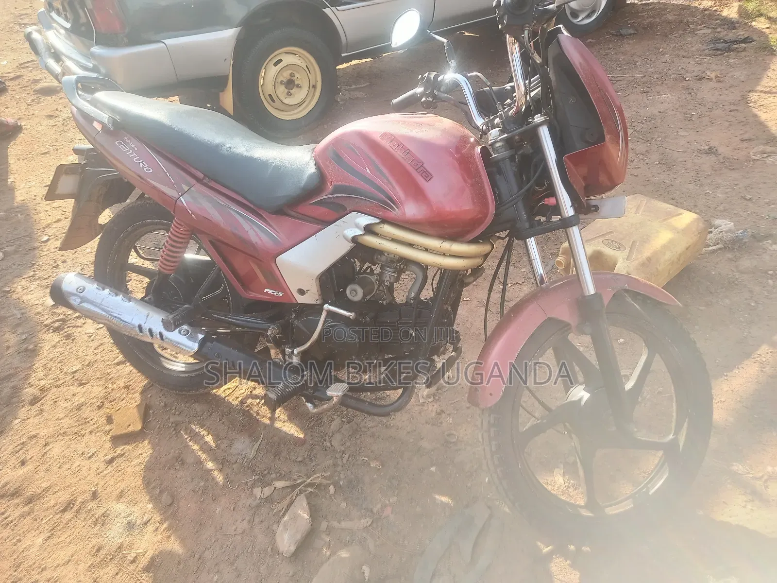 Mahindra Centuro 2017 Red