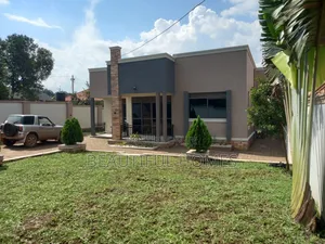 Furnished 4bdrm Bungalow in Kira for sale