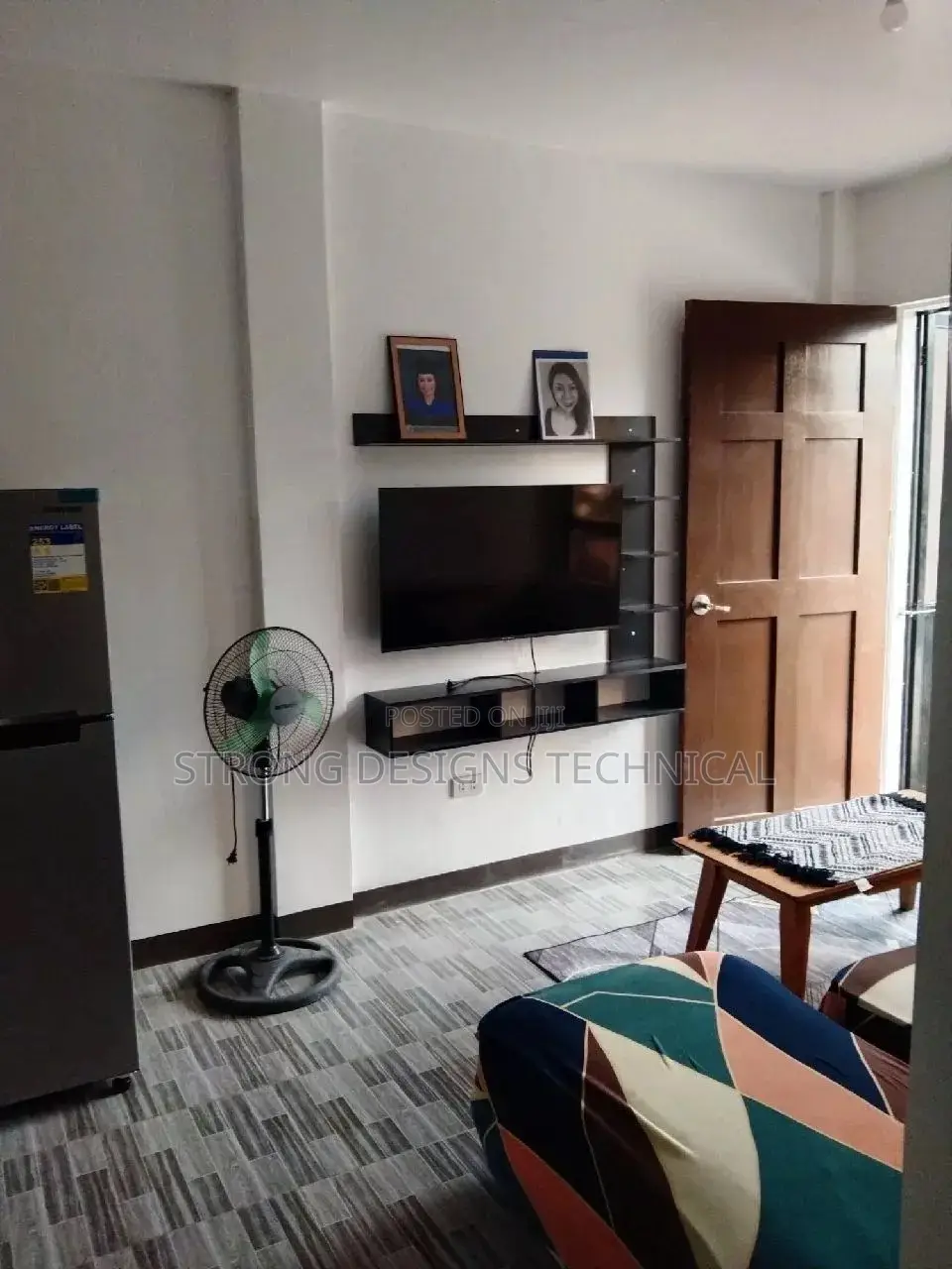 32-47” Tv Wall Unit. Tv Stand / Tv Cabinet