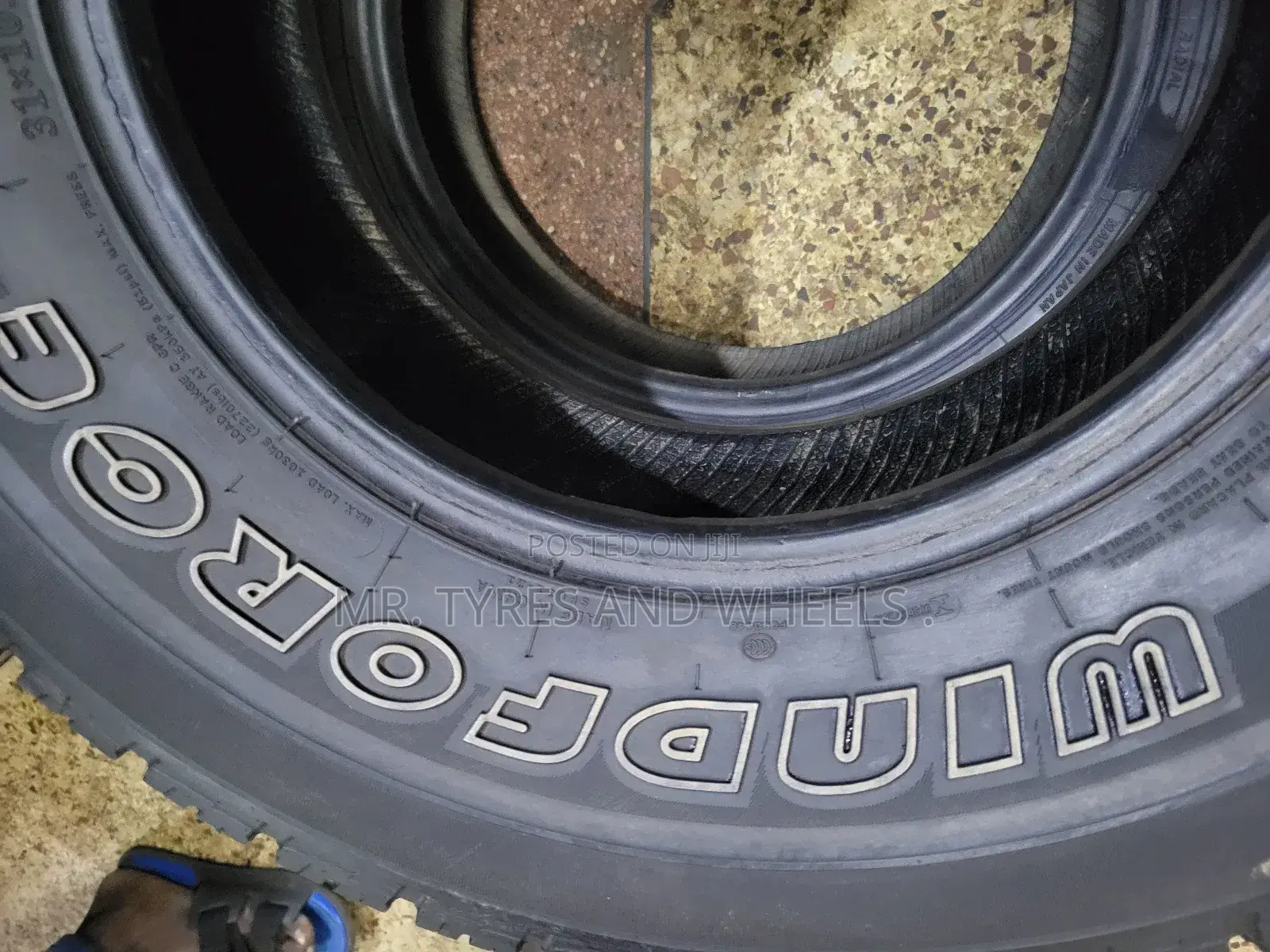 It Is 31×10.R15 Just One Romantic Tire. It Is Almost New Tir