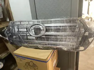 Grill for Toyota Land Cruiser 2016