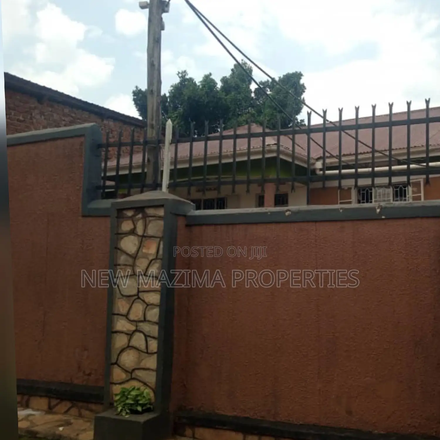 3bdrm Bungalow in Busega, Division A for sale
