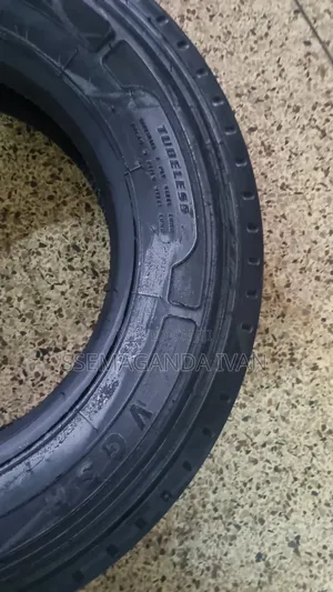 215/75r17.5 Highway Tires Tubeless