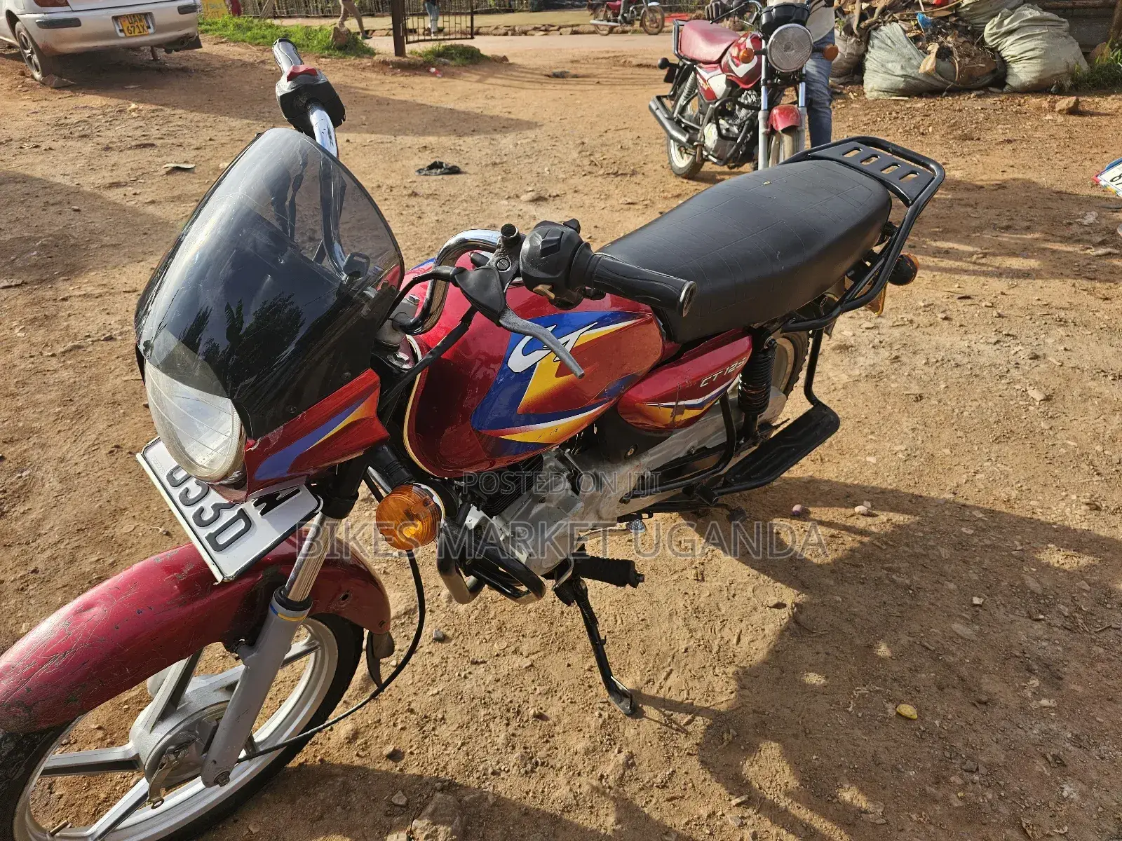 Bajaj Boxer 125 2023 Red