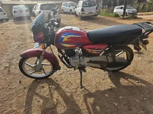 Bajaj Boxer 125 2023 Red