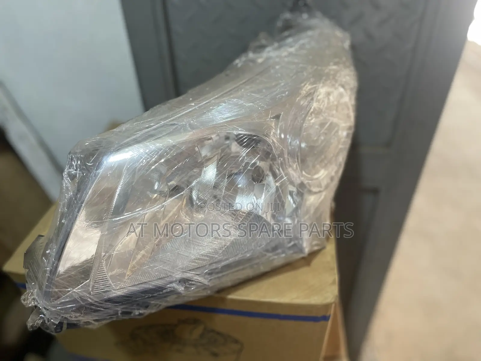Toyota Ist 2010 Headlights