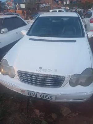 Mercedes-Benz C200 2000 White