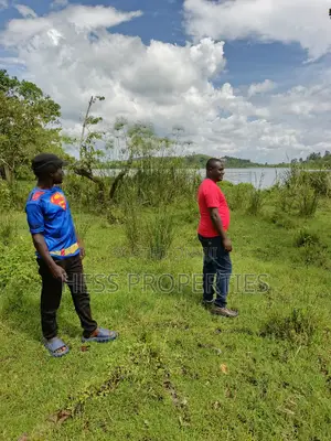 2acres of Land at Lake Saaka on Sale Located in Fortportal