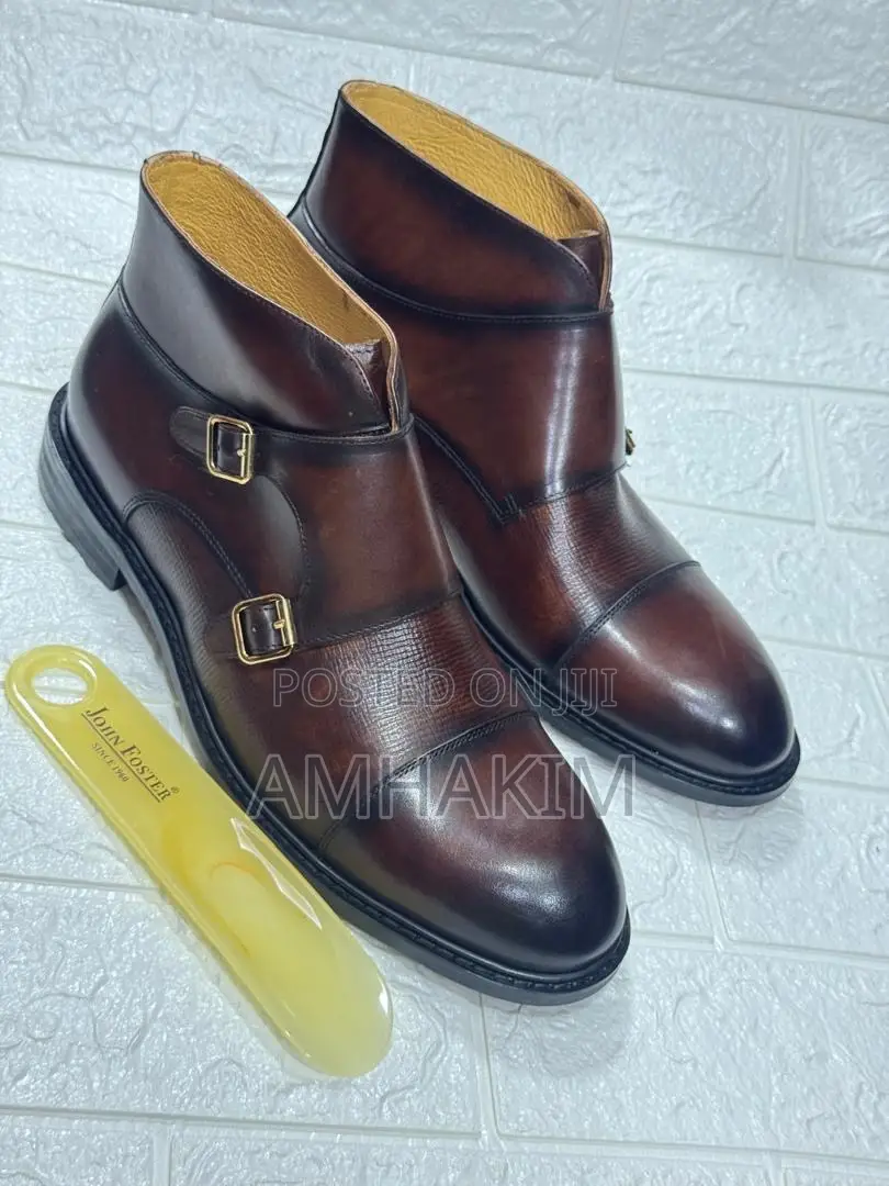 New Men’S Leather Strap Boots in Stock