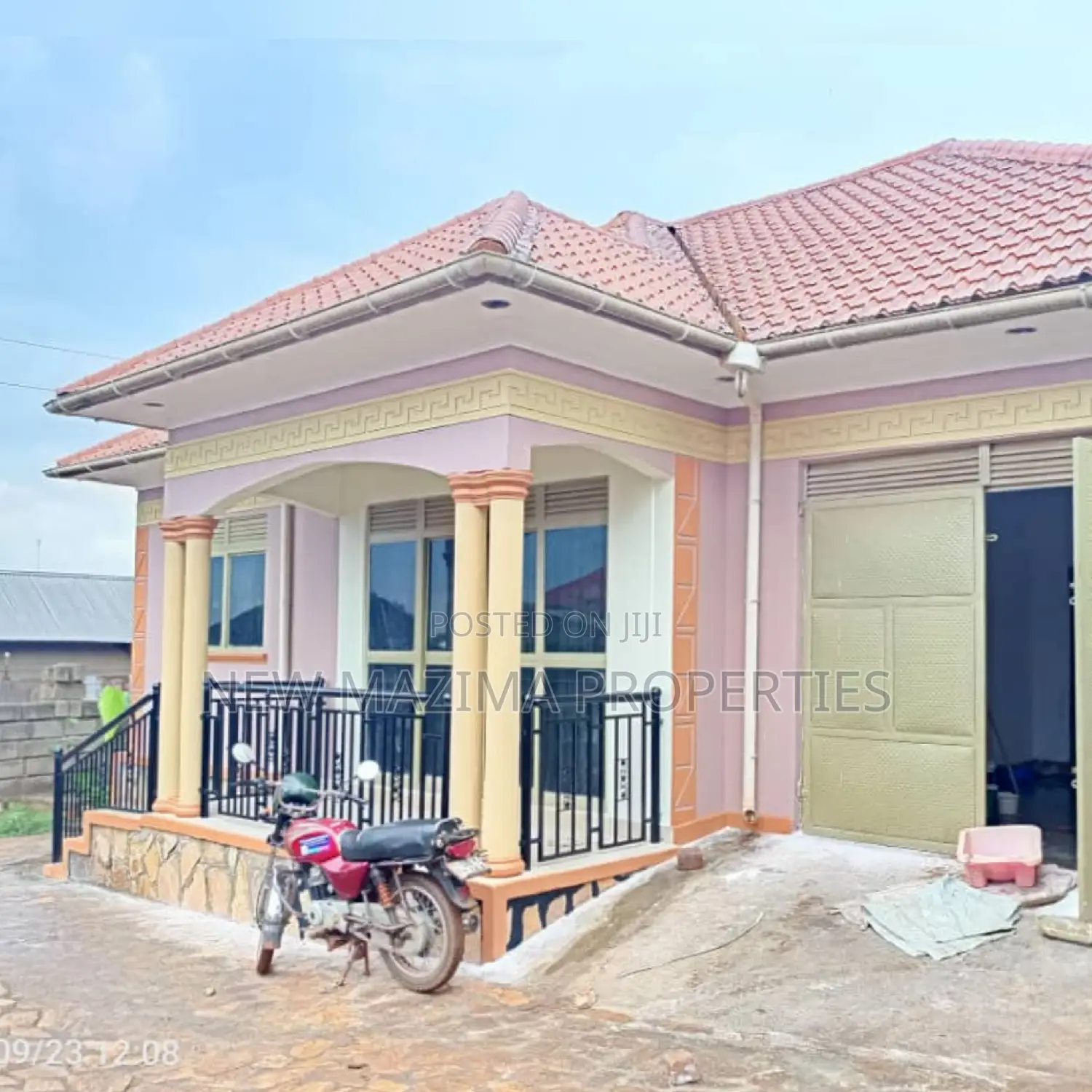 3bdrm Bungalow in Bulenga Buloba, Division A for sale