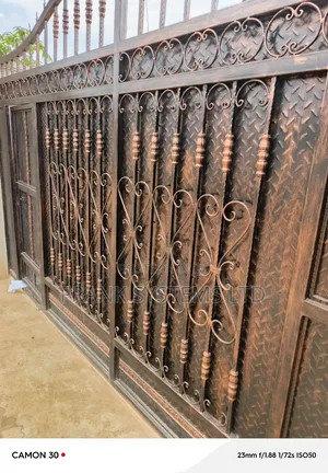 Photo - Metallic Sliding Gates 16fts by 7