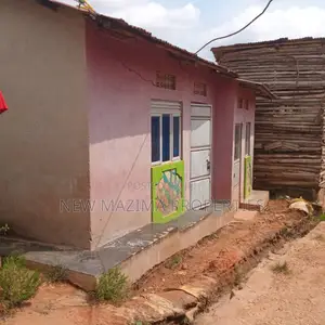2bdrm House in Kawempe Kawanda, Division A for sale