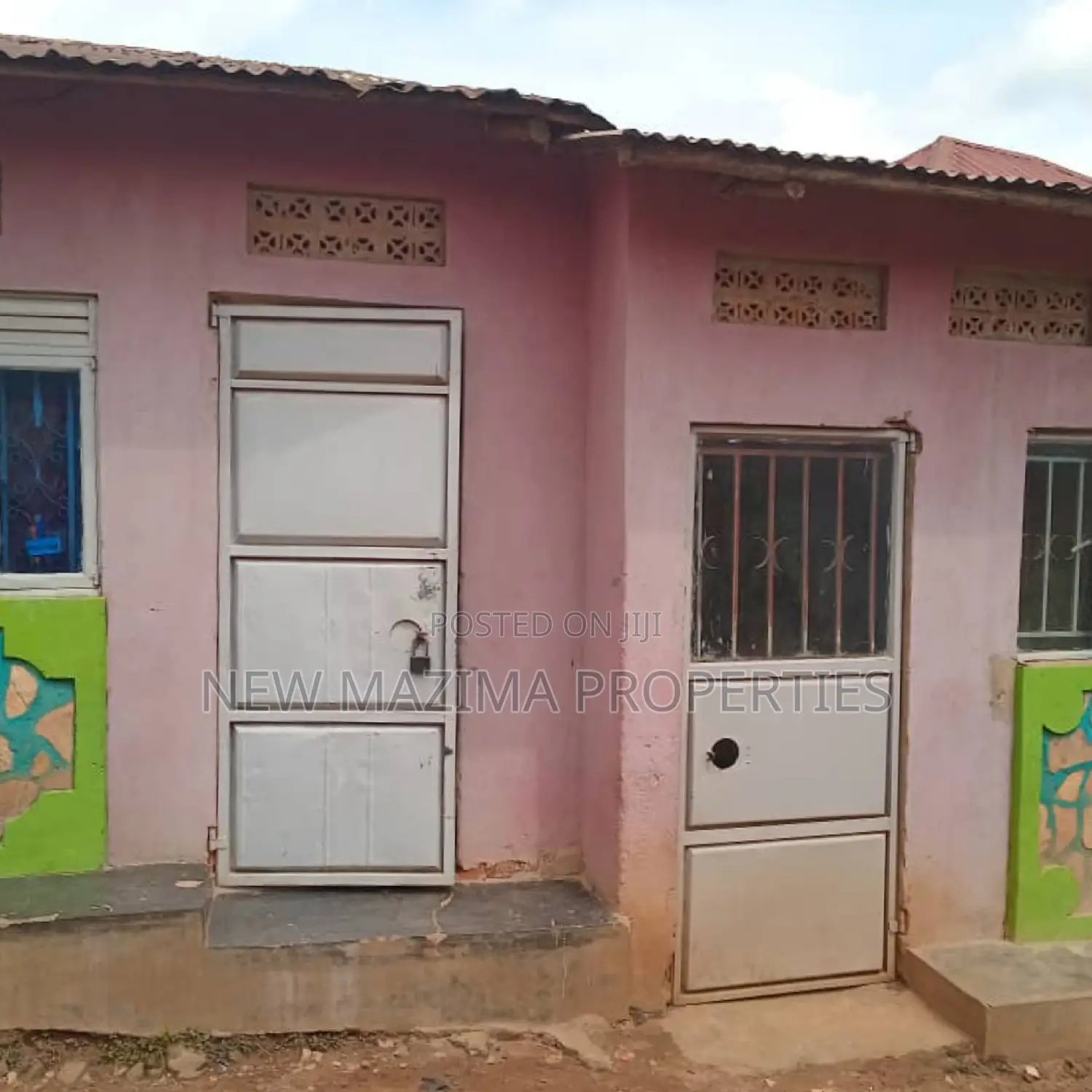 2bdrm House in Kawempe Kawanda, Division A for sale