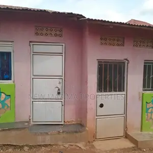 2bdrm House in Kawempe Kawanda, Division A for sale