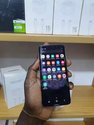 Photo - New Samsung Galaxy S9 64 GB Pink