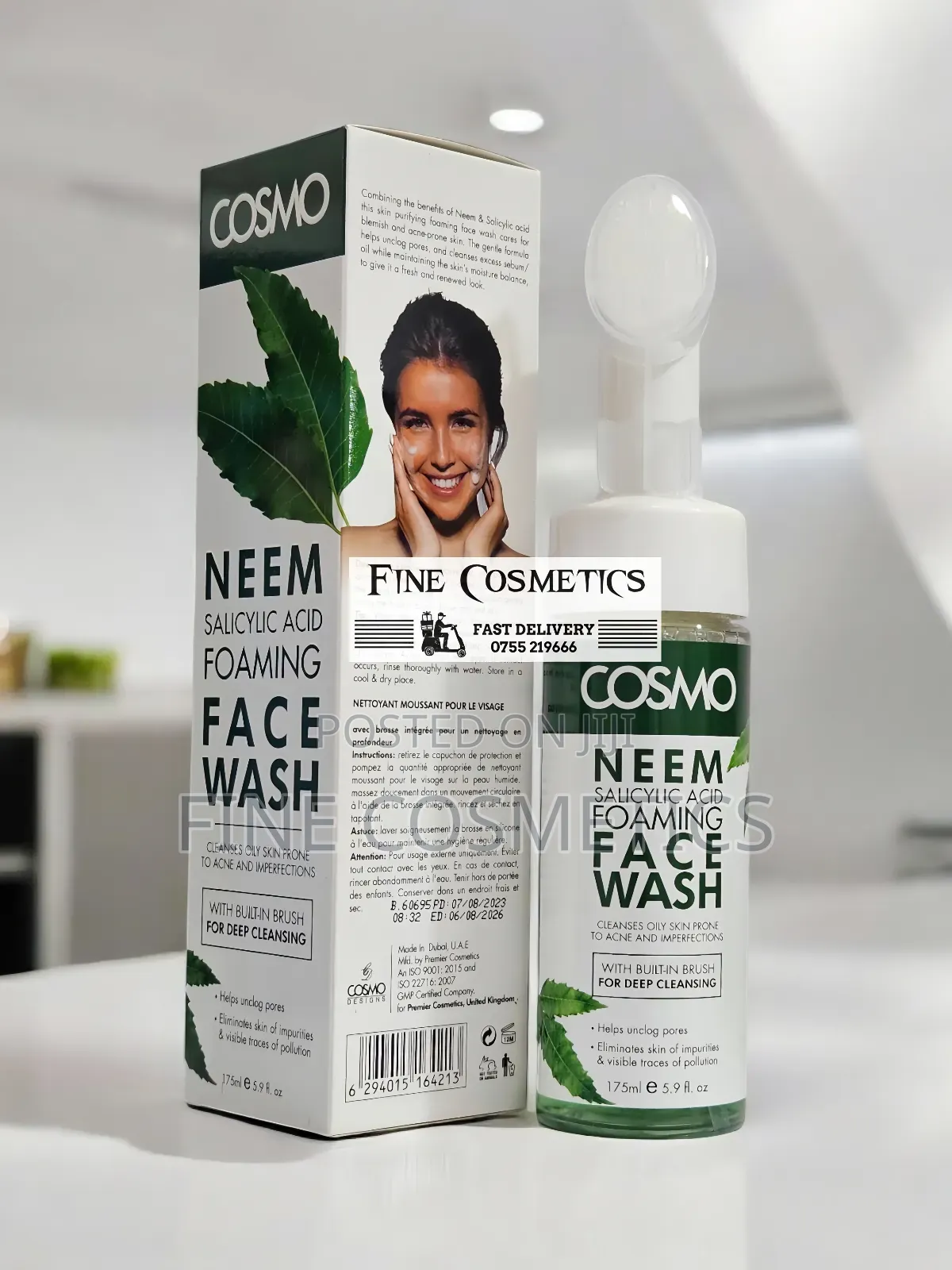 Cosmo Foaming Face Wash Deep Cleansers With Built-in Brush.