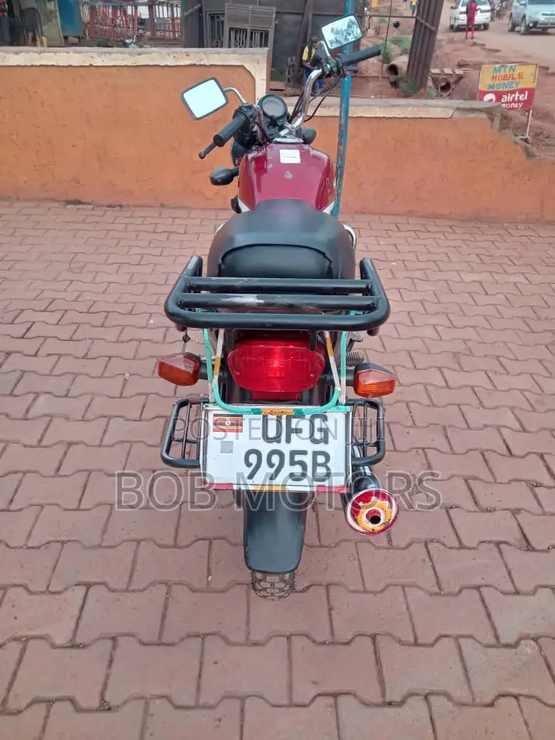 Hero Hunter 125 2022 Red