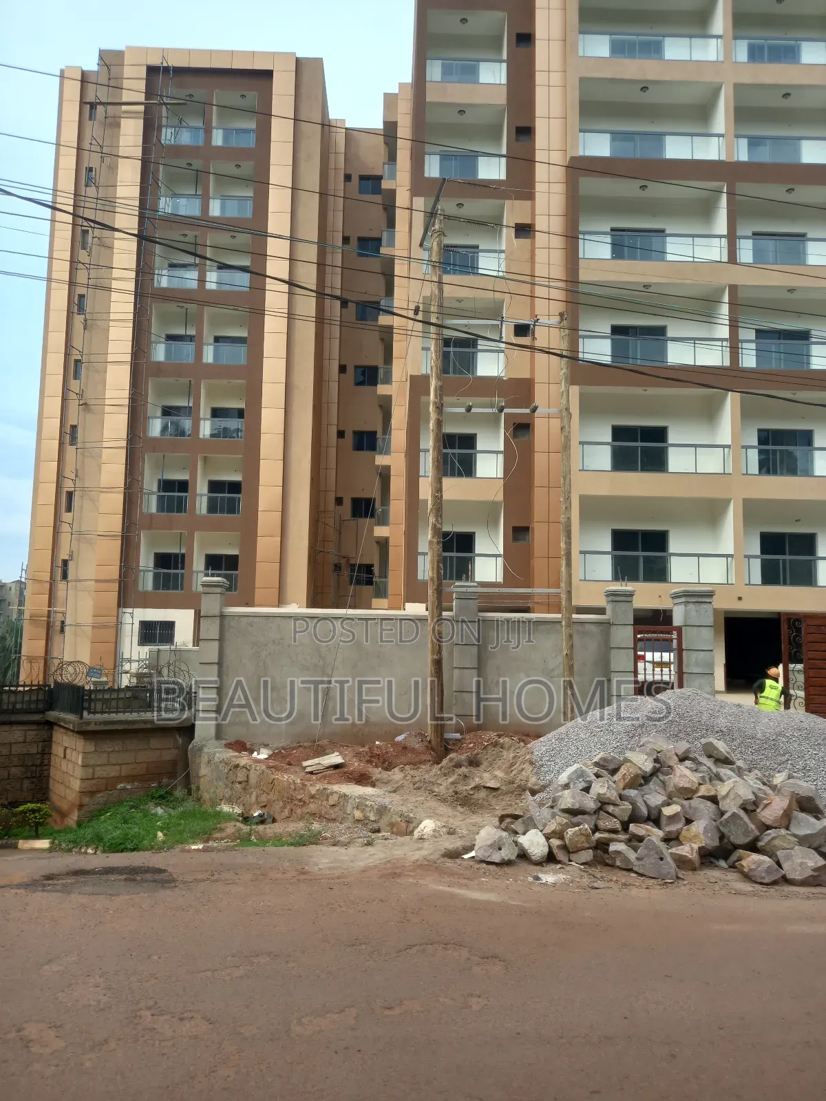 Furnished 3bdrm Condo in Naguru Rich, Nakawa for sale