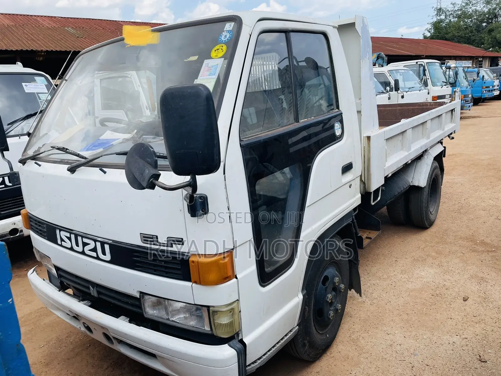 Isuzu Dumper