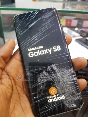 Photo - New Samsung Galaxy S8 64 GB Gold