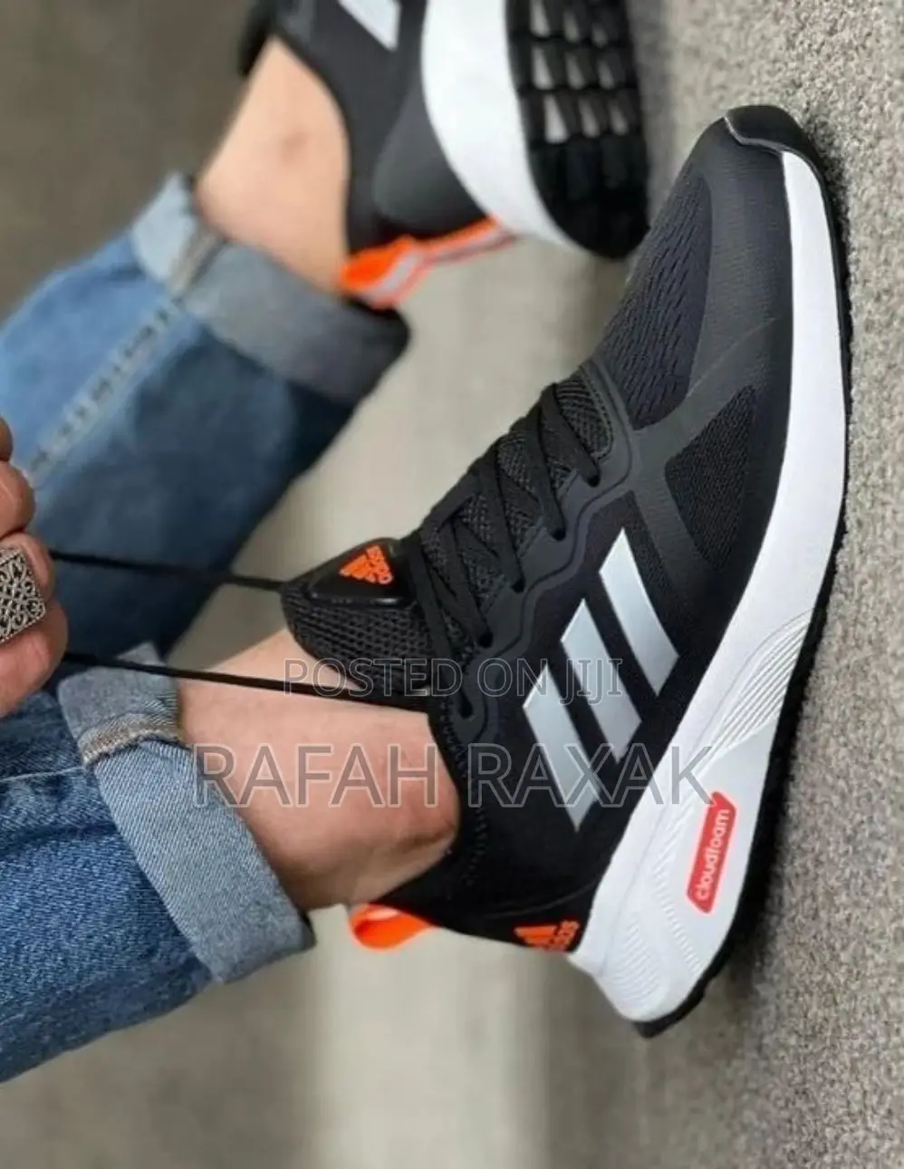 Original Adidas Cloud Foam Training/Running Sneakers