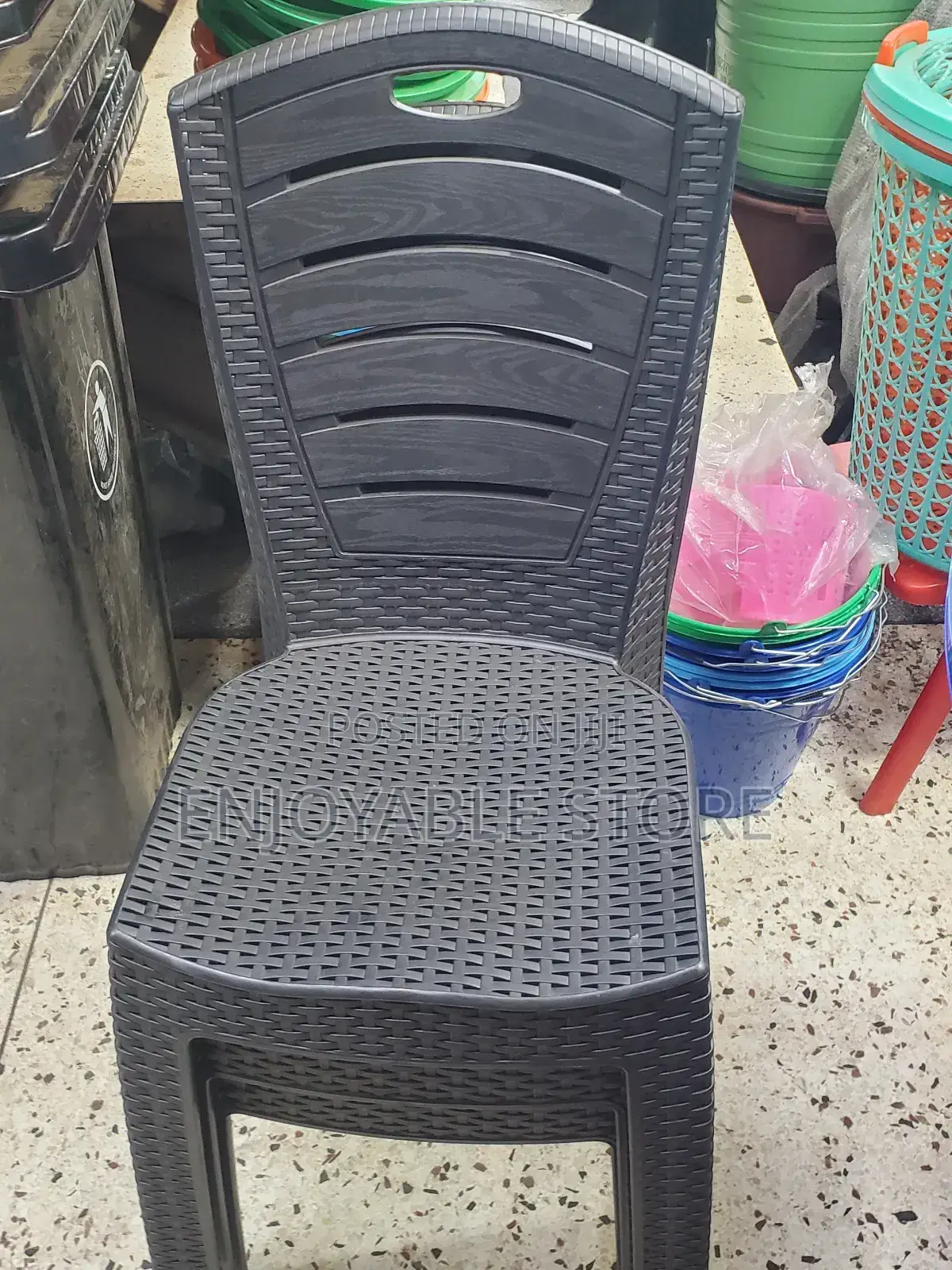 Ratten Plastic Chairs Plastic Chairs (Black)