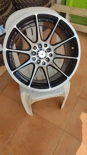 Offset Size 16 for Rav4 and Many Others Very Good and Nice.