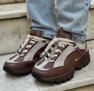 Nike Air Humara LX Jacquemus Sneakers