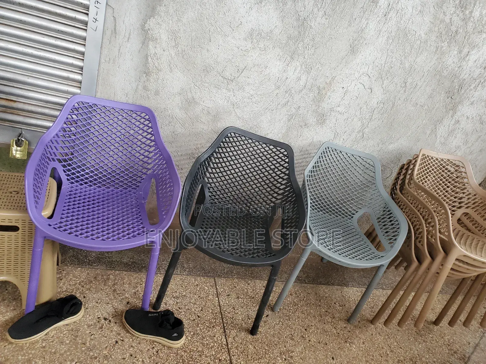 Plastic Chairs Plastic Chairs(Dining Restaurant)