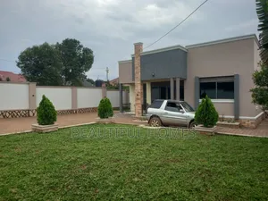 Photo - Furnished 4bdrm Villa in Kira for sale
