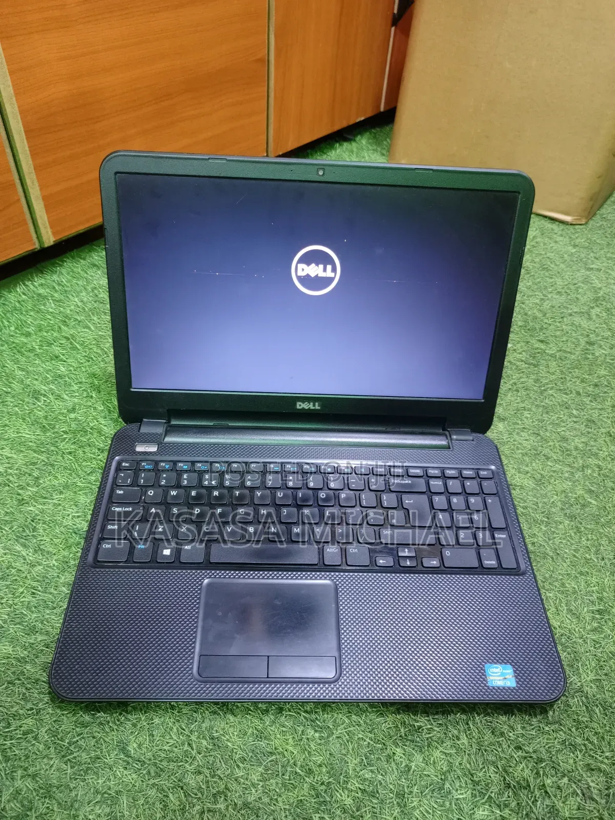 Laptop Dell Vostro 2520 8GB Intel Core I3 HDD 500GB