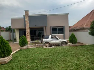 Furnished 4bdrm Maisonette in Kira for sale
