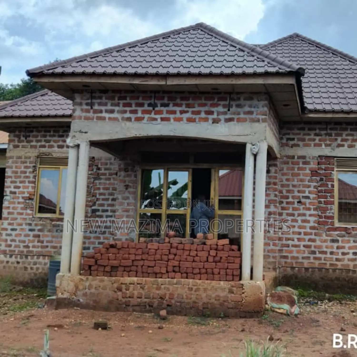 3bdrm House in Bulenga Buloba, Division A for sale