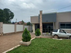 Furnished 4bdrm House in Kira for sale