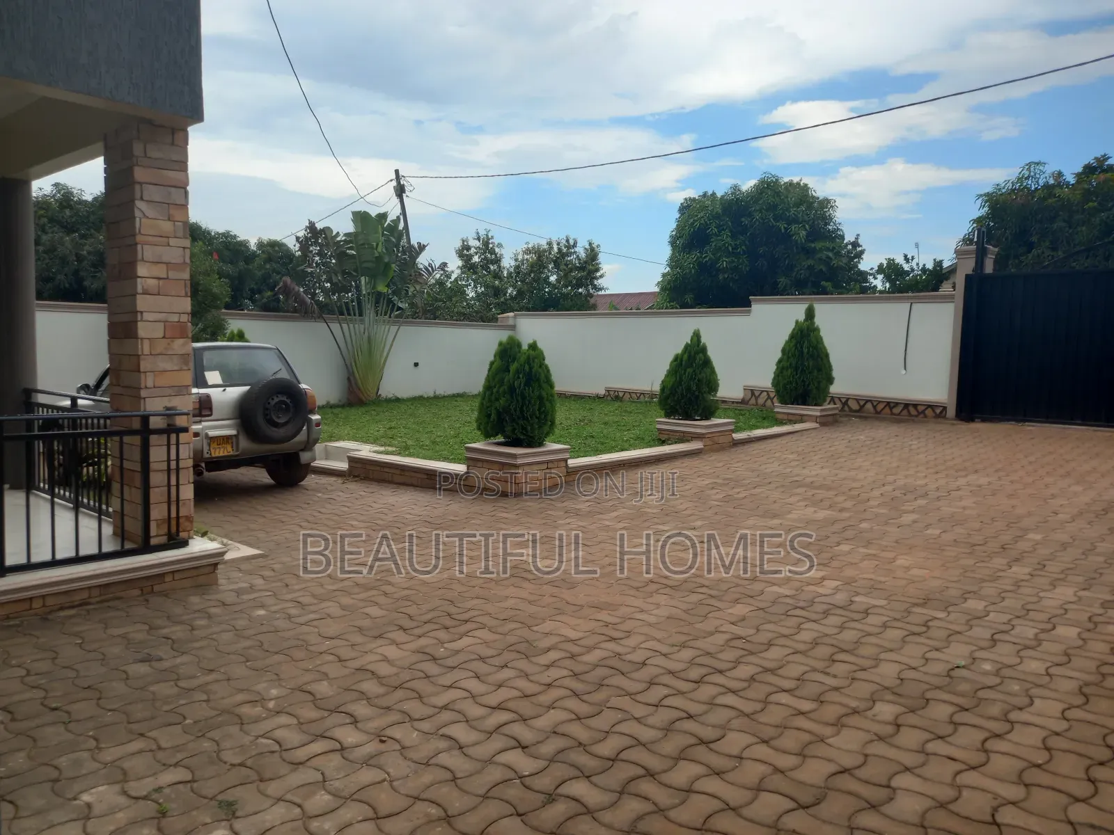 Furnished 4bdrm Bungalow in Kira, Central Division for sale