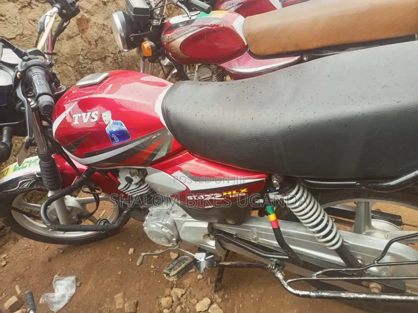 TVS HLX 125 2022 Red