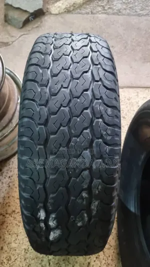 255/70r15 Foreign Used Unlop Made in Japan