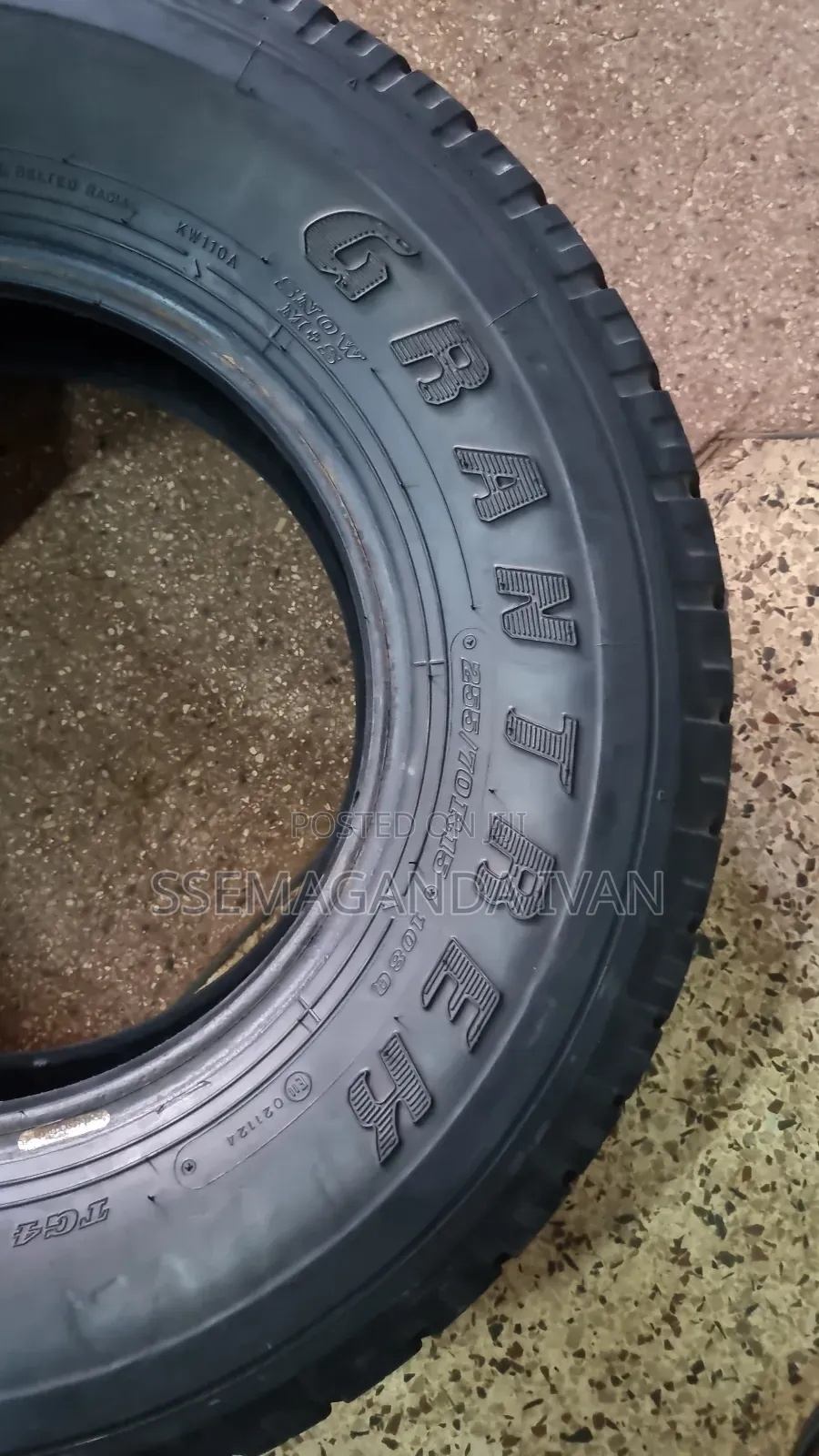 255/70r15 Foreign Used Unlop Made in Japan