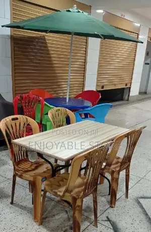 Plastic Restaurant Dining Set 4 Seater