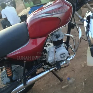 Bajaj Boxer 2023 Red