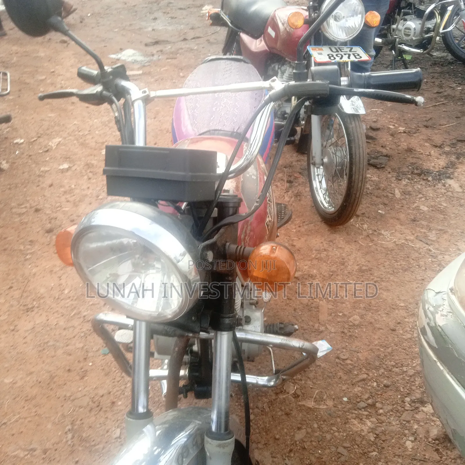 Bajaj Boxer 2021 Red
