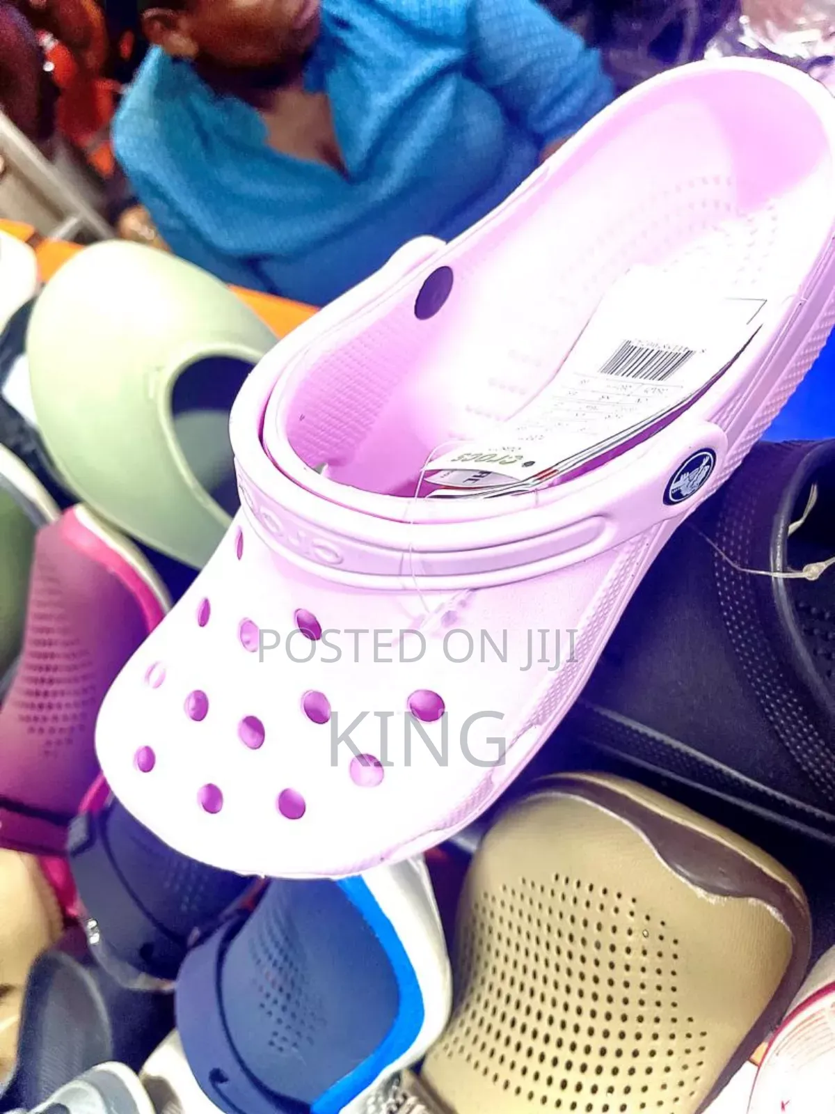 Right Vintage Crocs