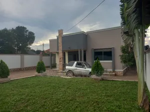 Furnished 4bdrm House in Kira for sale