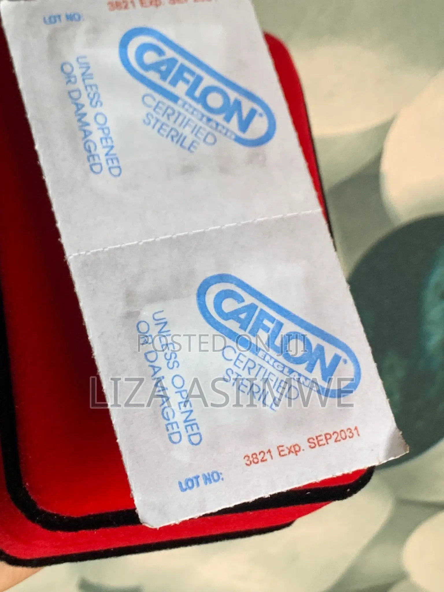 Caflon England Earpins