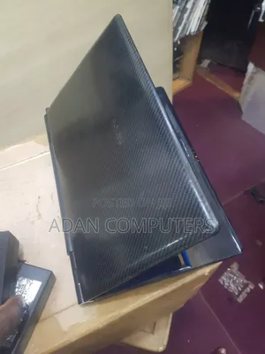 Laptop Asus X59Sr 2GB Intel Core 2 Duo HDD+SSD 320GB