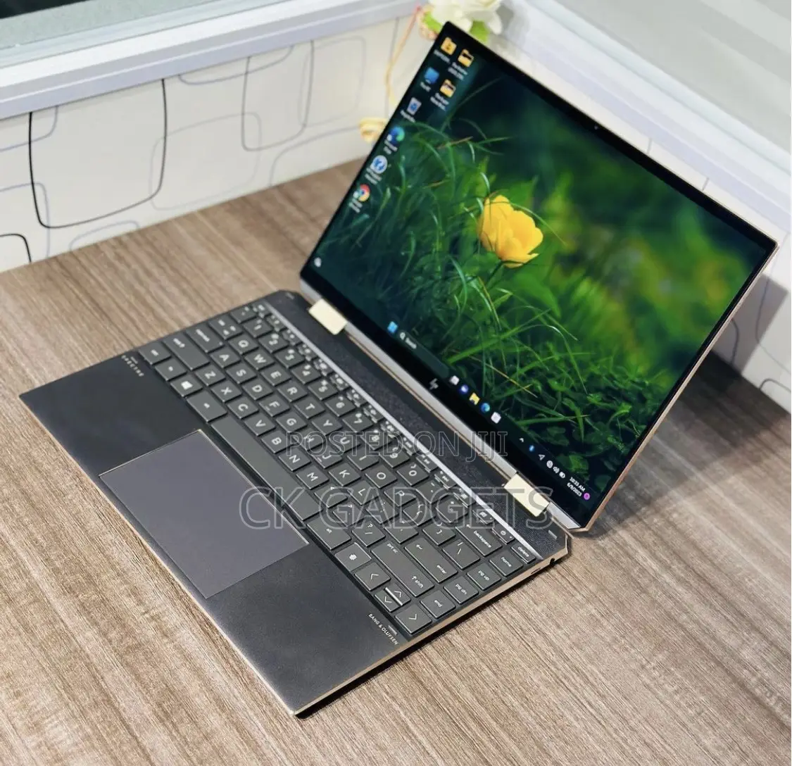 New Laptop HP Spectre X360 16GB Intel Core I7 SSD 512GB