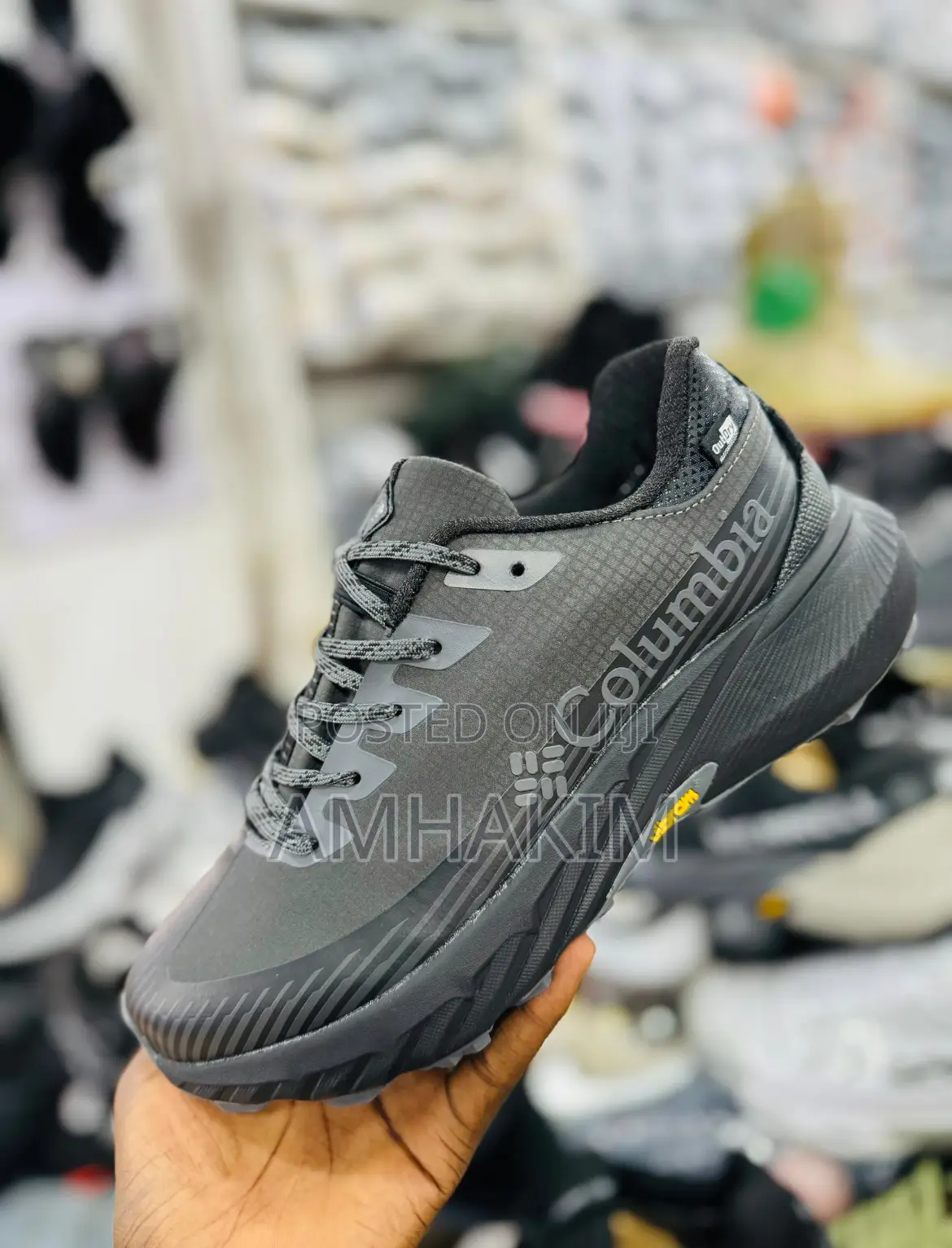 New Men’S Columbia Hiking Sneakers in Stock