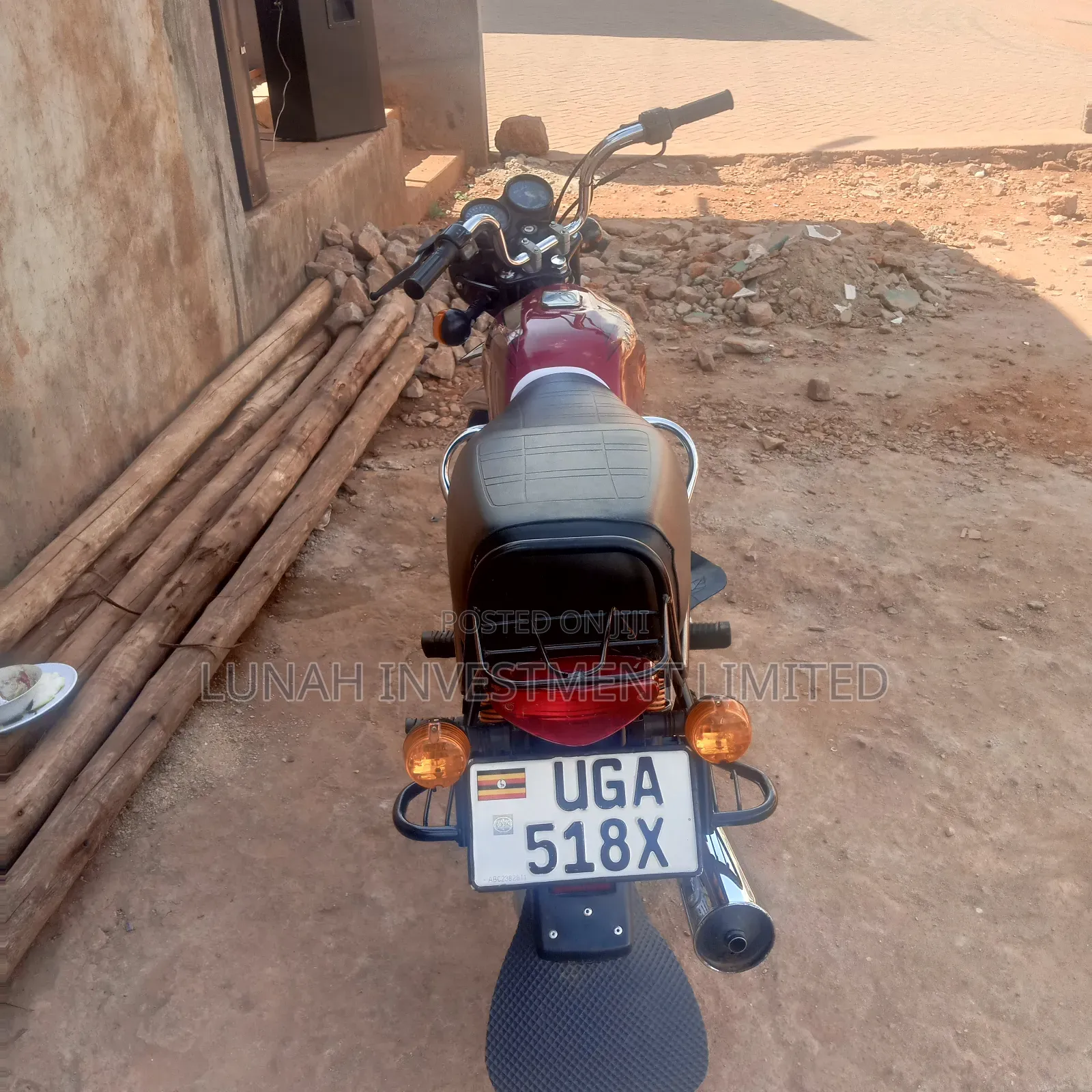 Bajaj Boxer 2024 Red